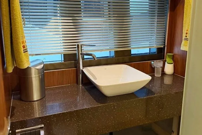 Fairline Squadron 58 2012