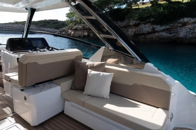 Foto del barco Aquila 32 Sport 2023