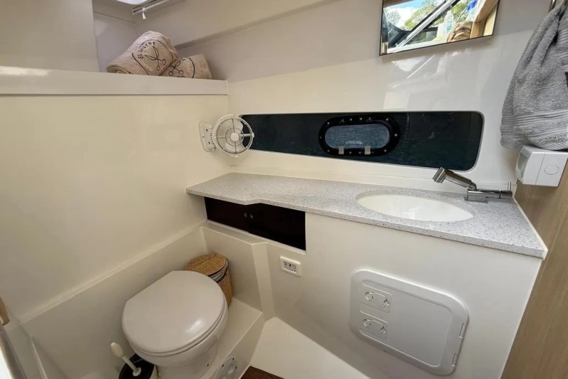 Aquila 32 Sport 2023