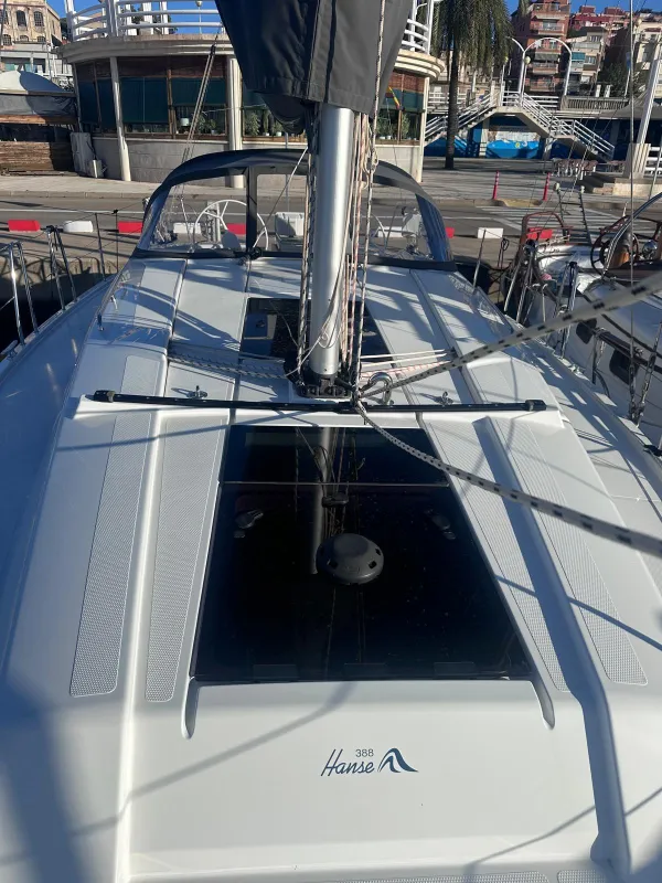 Hanse 388 2024