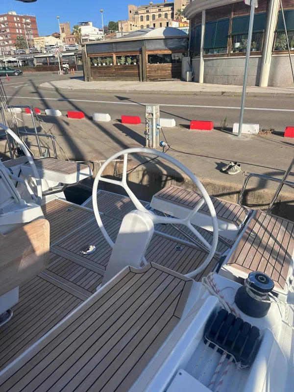 Hanse 388 2024