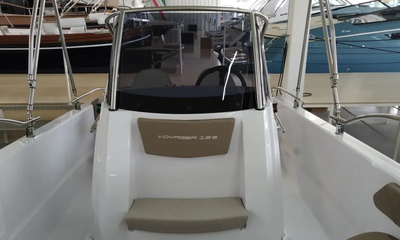 Ranieri International RANIERI VOYAGER 19 S 2021