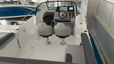 Foto del barco Jeanneau JEANNEAU CAP CAMARAT 7.5 WA SERIE 3 2026