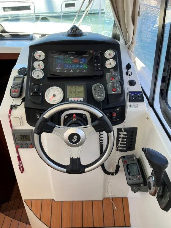 Beneteau Antares 30 2010