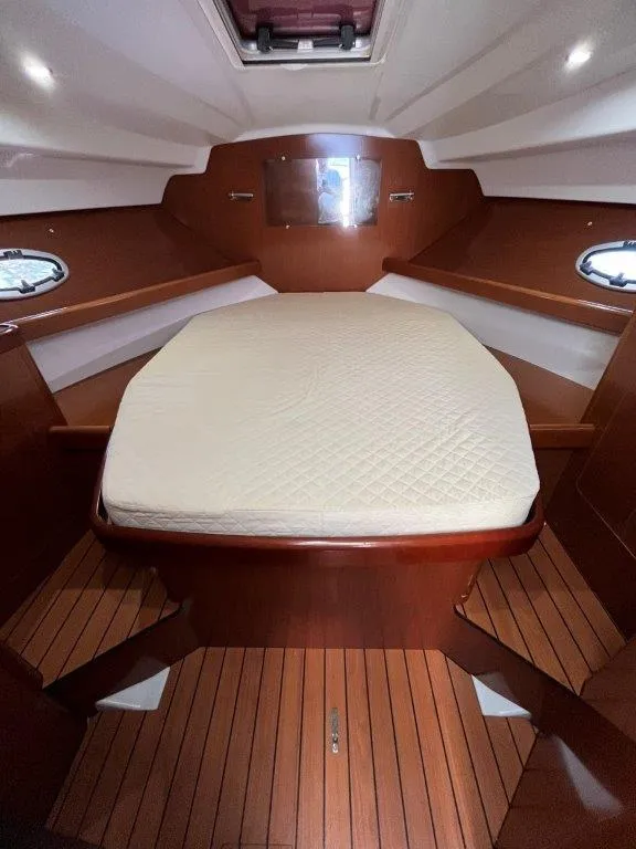 Beneteau Antares 30 2010