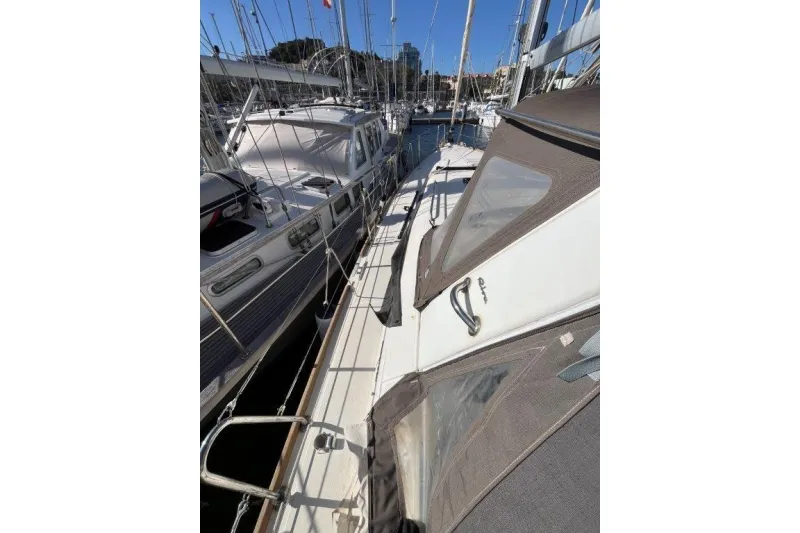 Beneteau Oceanis 38 2015