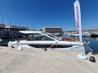Foto del barco Four Winns FOUR WINNS TH 36 2025