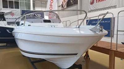 Foto del barco Jeanneau JEANNEAU CAP CAMARAT 5.5 WA SERIE 2 2026