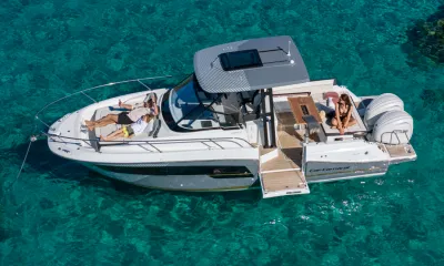 Foto del barco Jeanneau JEANNEAU CAP CAMARAT 9.0 WA SERIE 2 2026