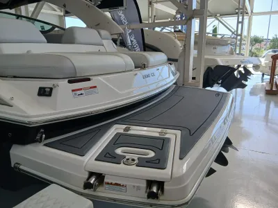 Foto del barco Regal REGAL 2300 RX 2013