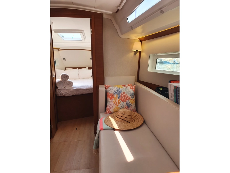 Jeanneau Sun Odyssey 380 2022