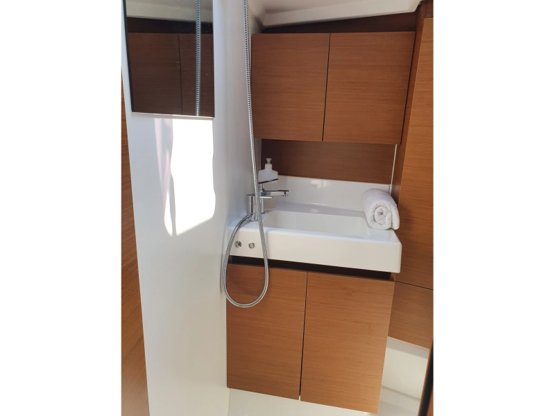 Jeanneau Sun Odyssey 380 2022