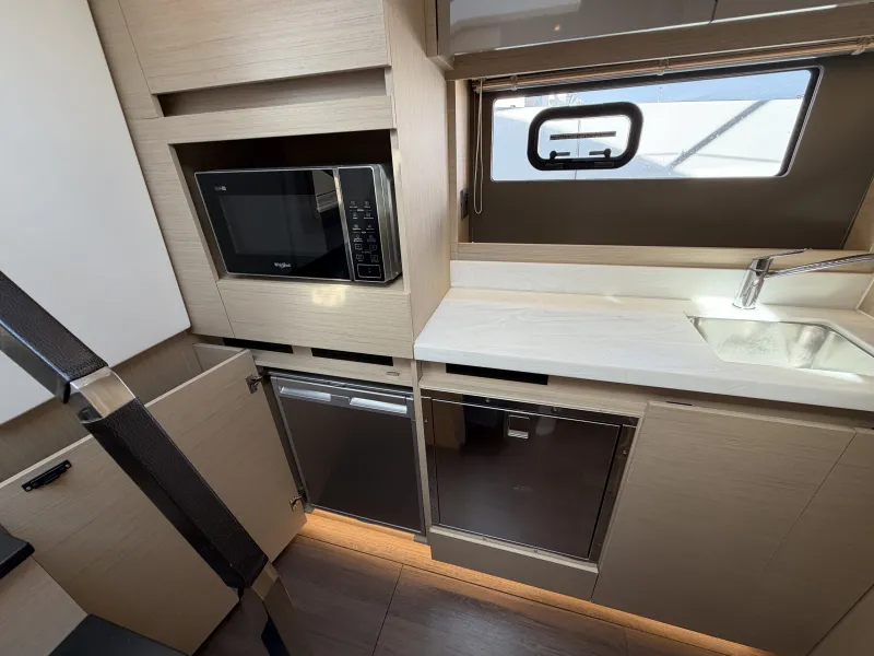 Jeanneau JEANNEAU DB 43 IB 2023