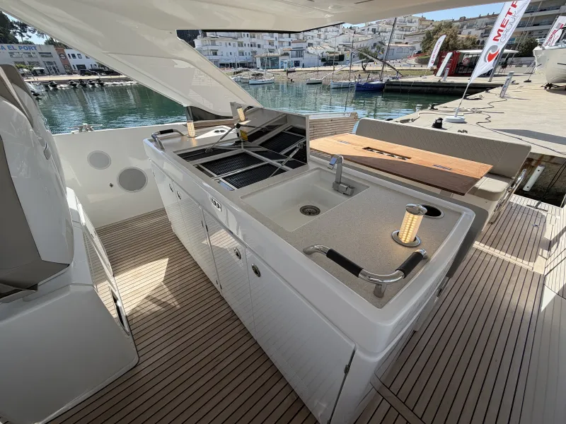 Jeanneau JEANNEAU DB 43 IB 2023