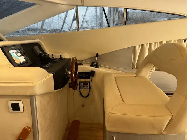 Astondoa 46 2002