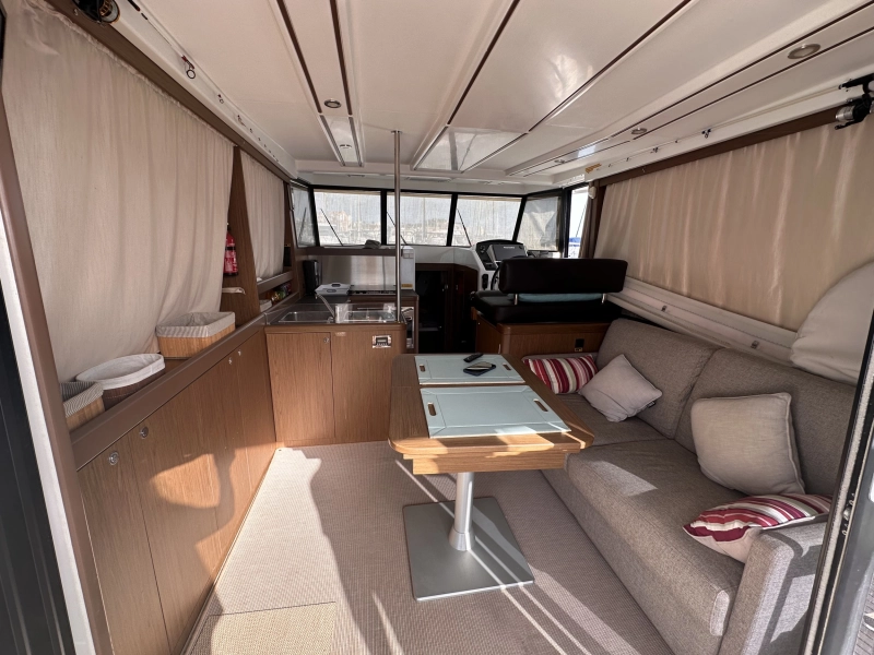 Beneteau Swift Trawler 34 Fly 2016