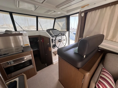 Foto del barco Beneteau Swift Trawler 34 Fly 2016