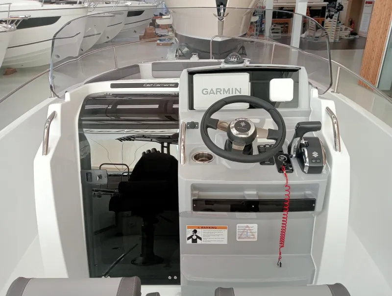 Jeanneau JEANNEAU CAP CAMARAT 6.5 CC SERIE 3 2026