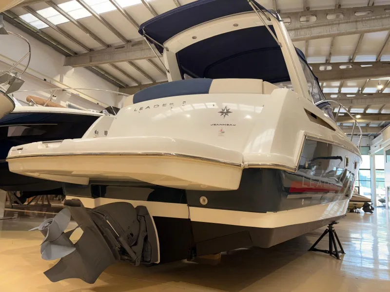 Jeanneau JEANNEAU LEADER 8 2012