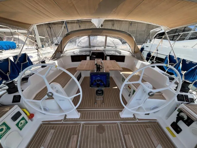 Hanse 418 2019