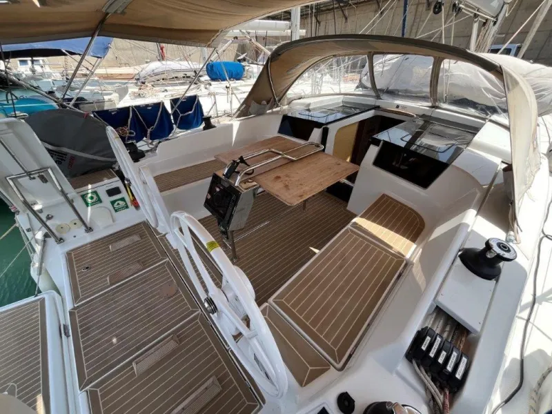 Hanse 418 2019