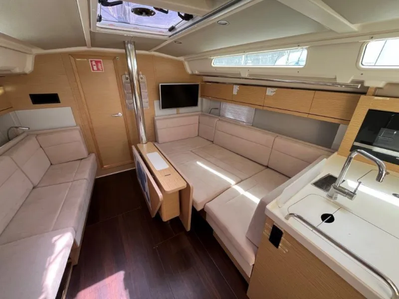 Hanse 418 2019