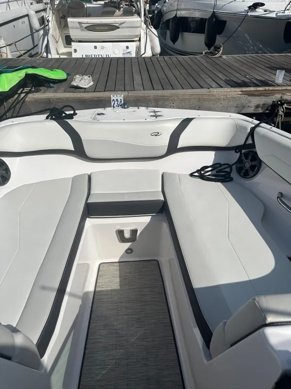 Regal 22 FASTDECK 2016