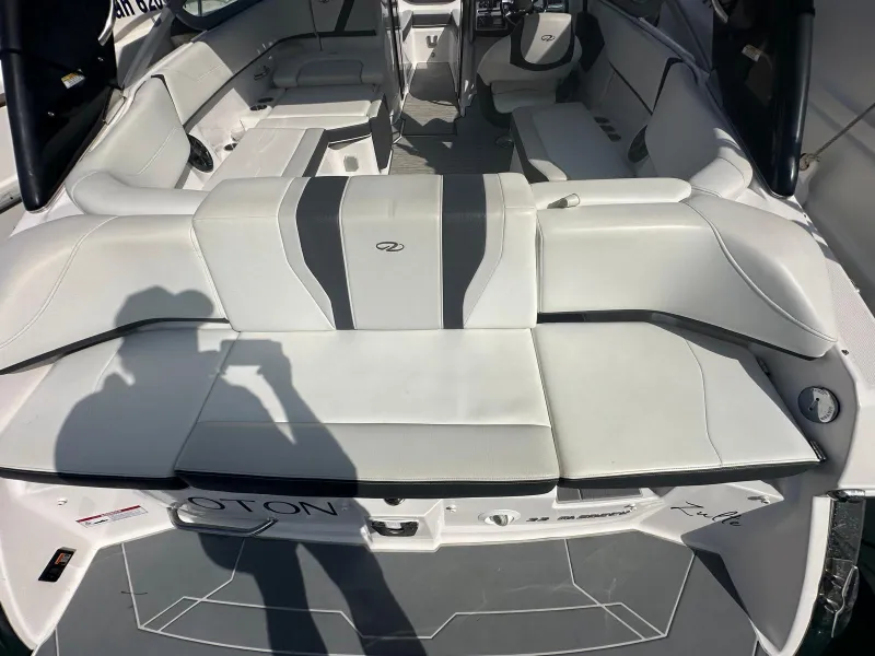 Regal 22 FASTDECK 2016