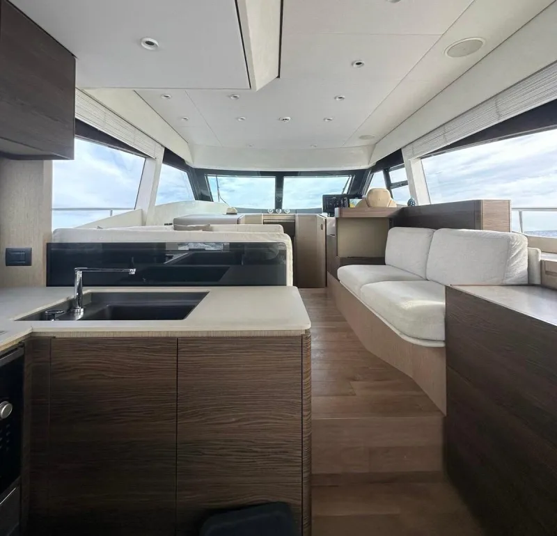 Ferretti Yachts 500 2021