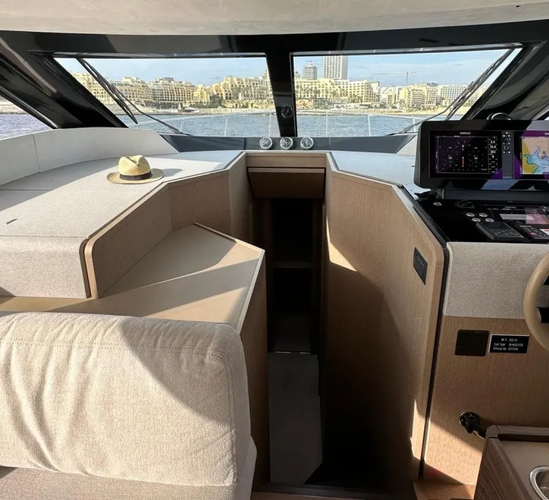 Ferretti Yachts 500 2021