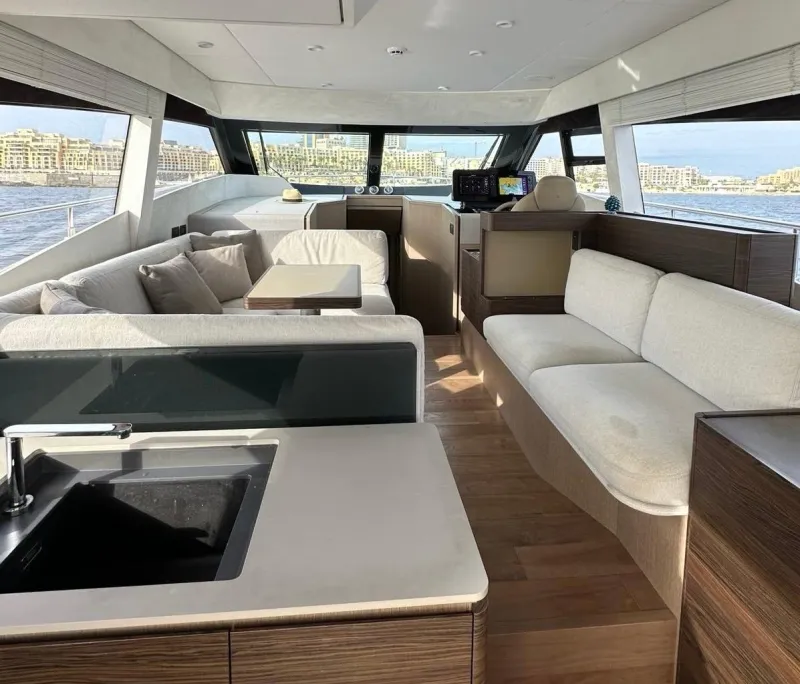 Ferretti Yachts 500 2021