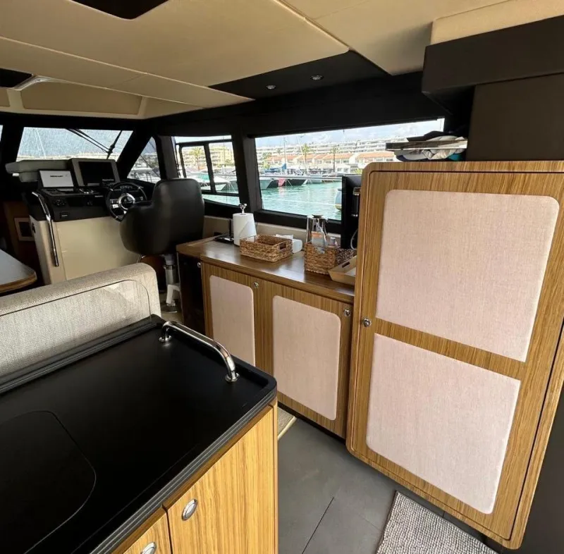 Azimut Magellano 43 2021