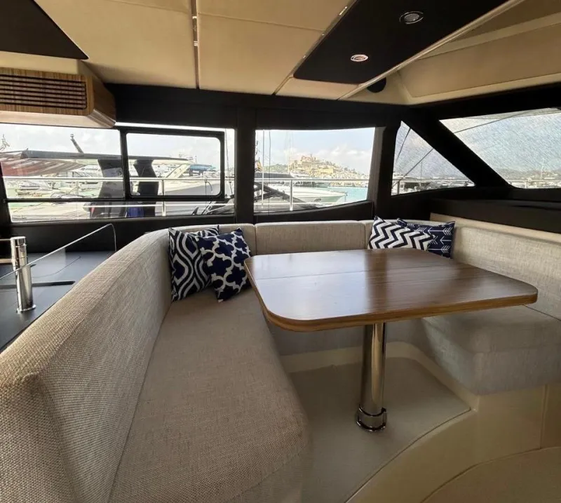 Azimut Magellano 43 2021