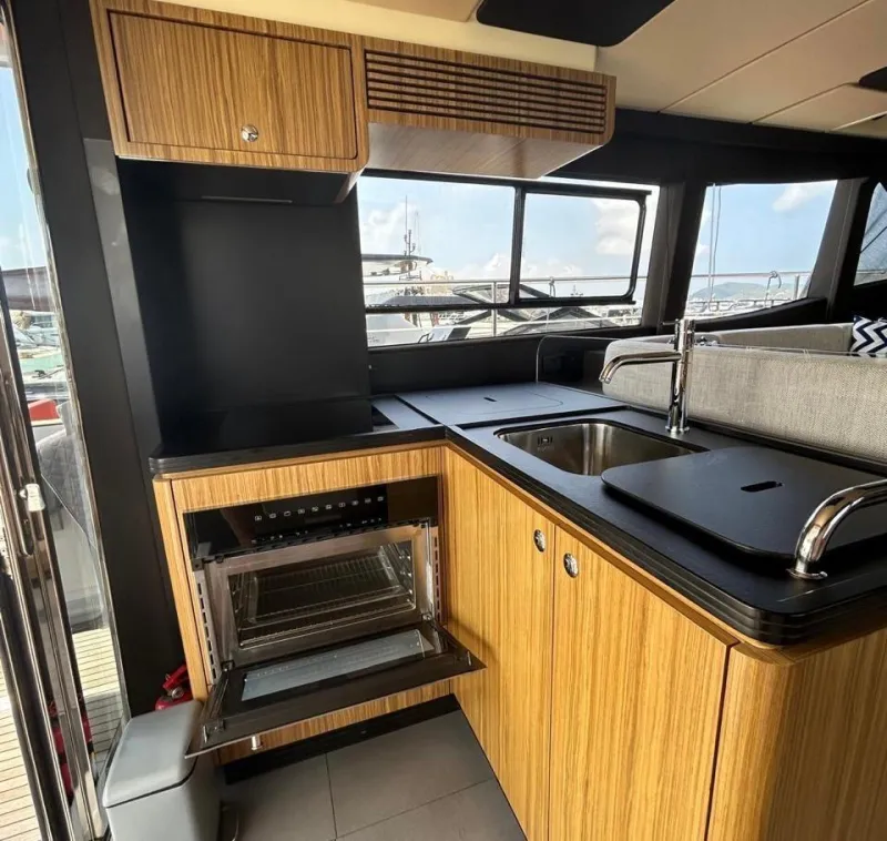 Azimut Magellano 43 2021