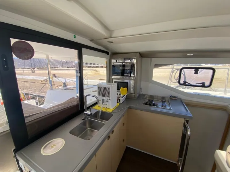 Fountaine Pajot Lucia 40 2017
