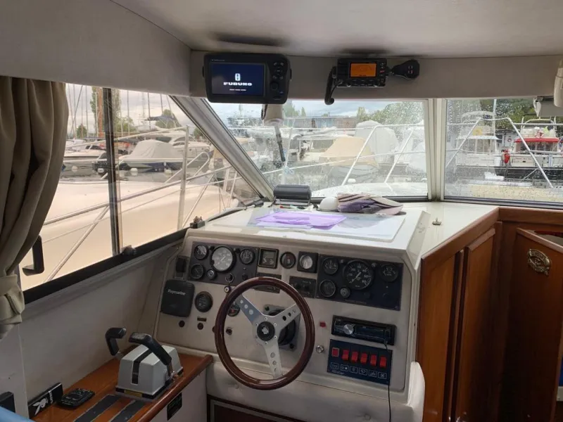 Fairline Corniche 31 Fly 1985