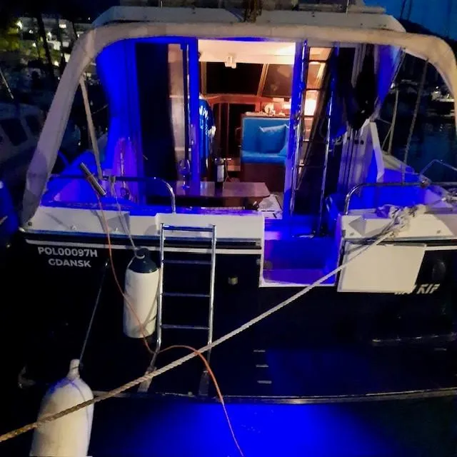 Fairline Corniche 31 Fly 1985