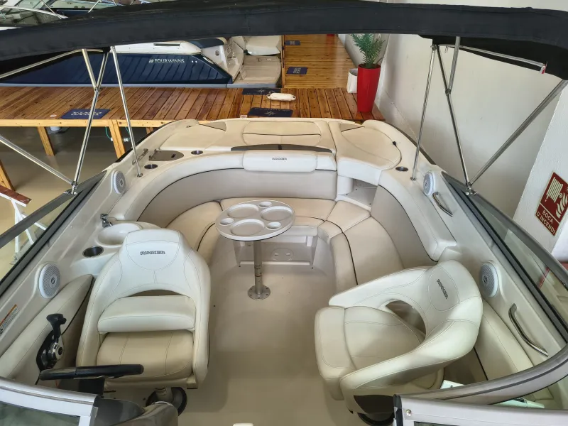Rinker RINKER CAPTIVA 246 2008