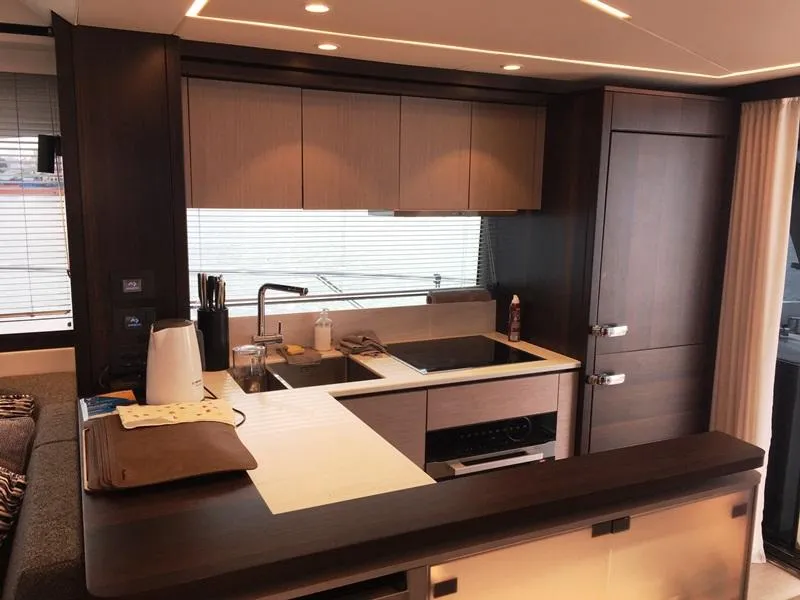 Sunseeker Manhattan 68 2020