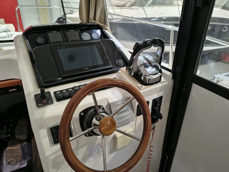 Jeanneau JEANNEAU MARLIN 855 OFFSHORE 2013