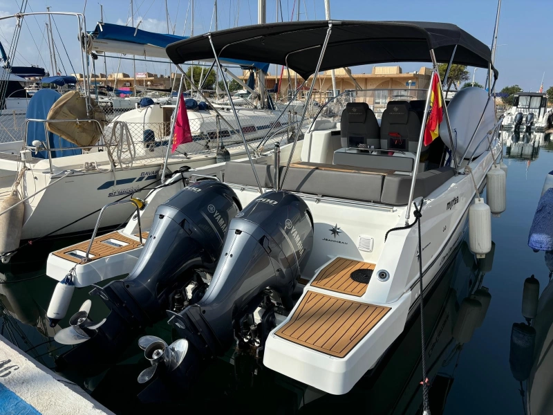 Jeanneau Cap Camarat 9.0 WA 2023