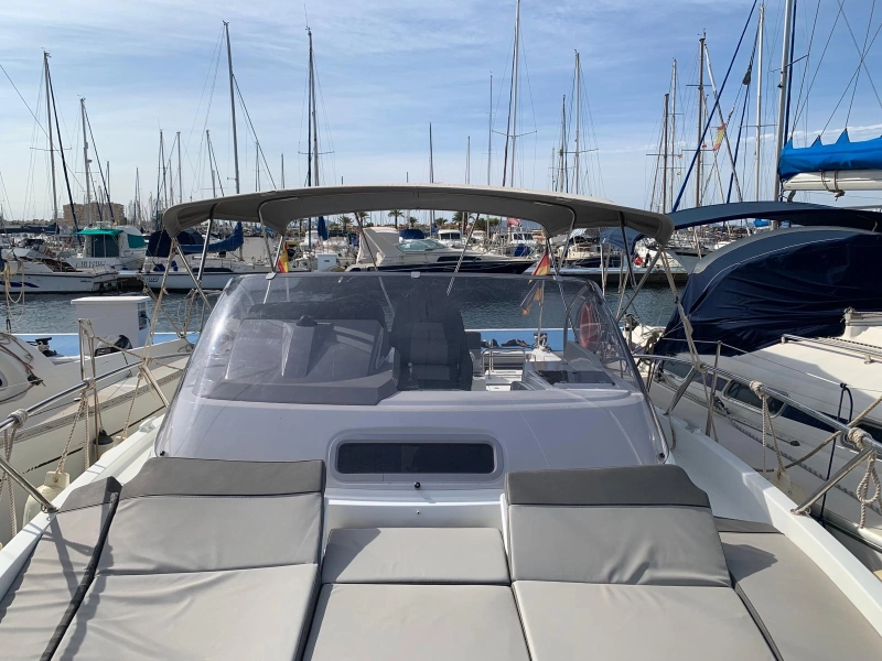 Jeanneau Cap Camarat 9.0 WA 2021