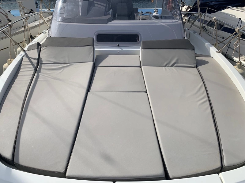 Jeanneau Cap Camarat 9.0 WA 2021