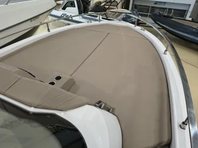 Foto del barco Ranieri International RANIERI NEXT 330 LX 2022