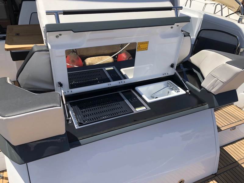 Jeanneau leader 46 2020