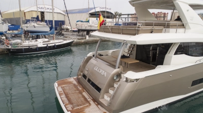 Foto del barco Prestige 750 2017