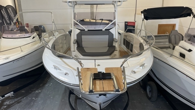 Jeanneau Cap Camarat 9.0 CC 2024