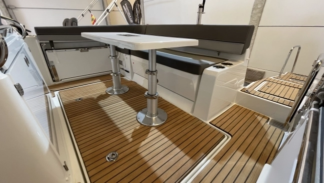 Jeanneau Cap Camarat 9.0 CC 2024