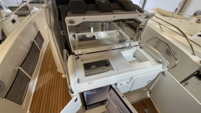 Foto del barco Jeanneau Cap Camarat 9.0 CC 2024