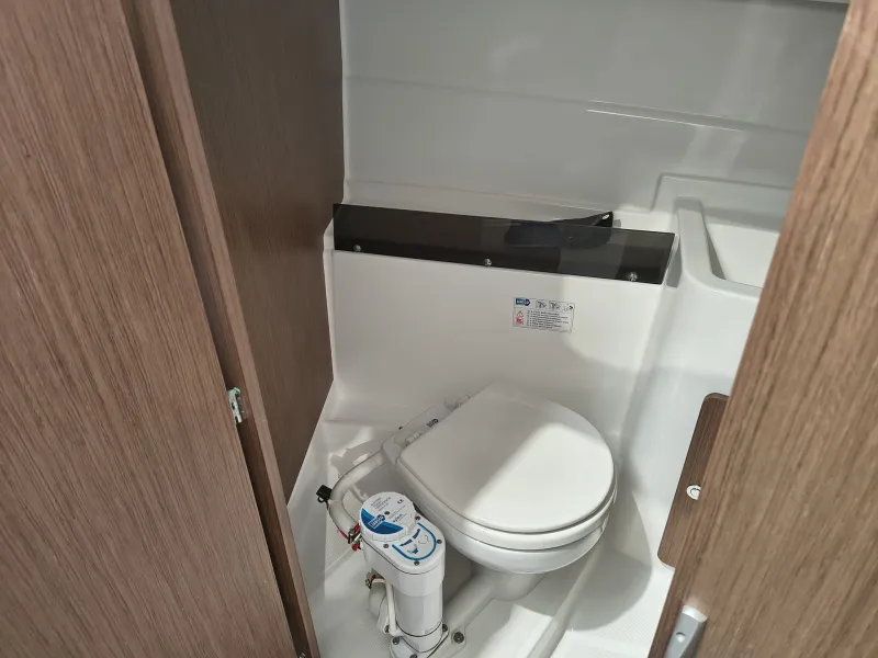 Beneteau BENETEAU ANTARES 8 2019